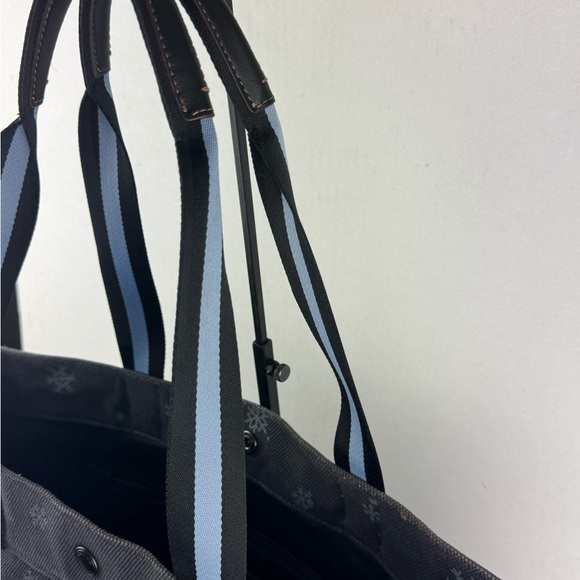 Coach X Peanuts Tote Bag 38 With Snoopy Ski Motif - Picture 7 of 17